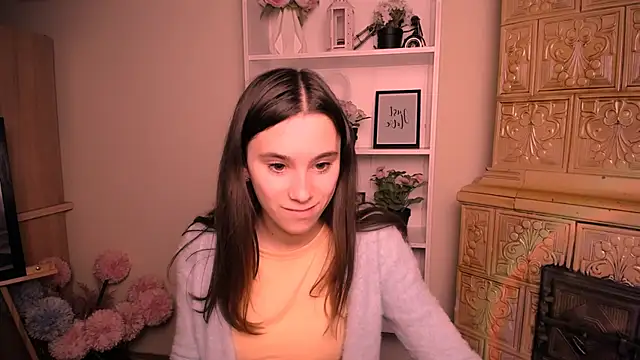 Snapshot of RosaRay_ chatting on 04-30-26, 06:31 RosaRay online show from 04-30-26, 06:31