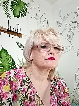 Catty Lady online show from 06-07-26, 07:39