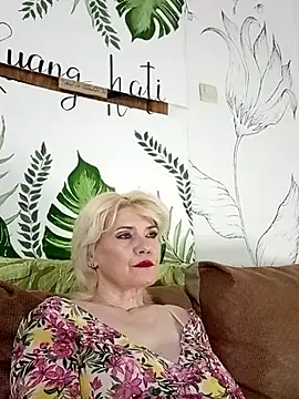 Catty Lady online show from 06-17-26, 06:31