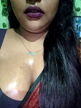 Snapshot of JIYA-04 chatting on 07-08-26, 12:20 JIYA-04 online show from 07-08-26, 12:20