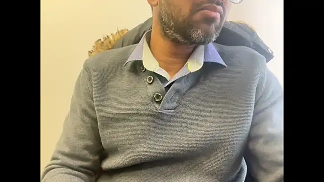 pranastro00 online show from 12-17-25, 03:40