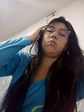 lareinalareinadelanal online show from 10-04-25, 01:53