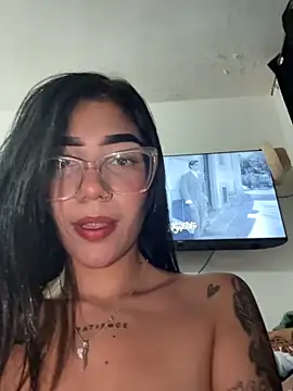 ElaRose 12 online show from 04-20-26, 08:21