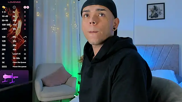 jhosepMoreno online show from 10-14-25, 03:57