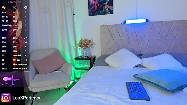 jhosepMoreno online show from 10-15-25, 01:11