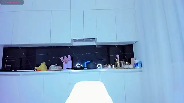 nana le online show from 11-09-25, 01:20