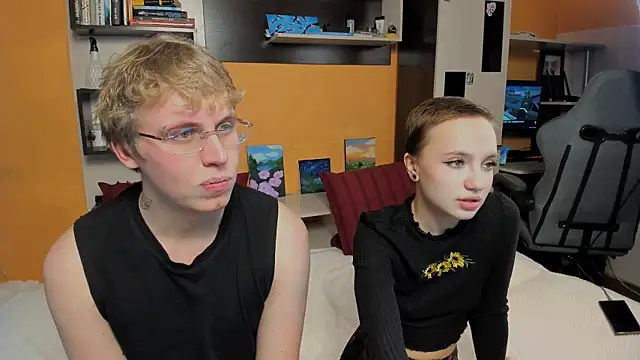 Snapshot of SammySccott chatting on 03-13-26, 10:11 SammySccott online show from 03-13-26, 10:11