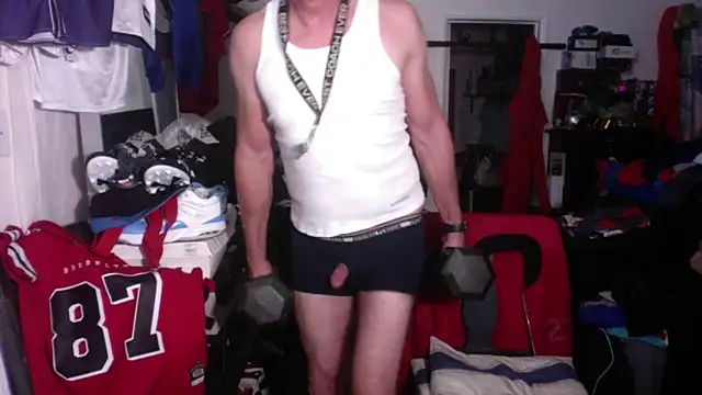 Snapshot of DILFJockDad87 chatting on 12-18-25, 01:50 DILFJockDad87 online show from 12-18-25, 01:50