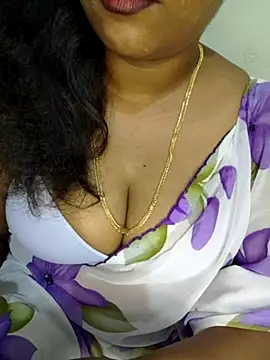 Anu Reddy 10 online show from 09-17-25, 05:03