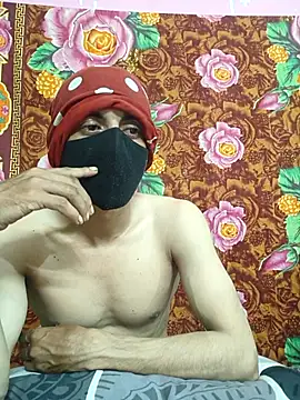 Seducing couple online show from 10-27-25, 05:06