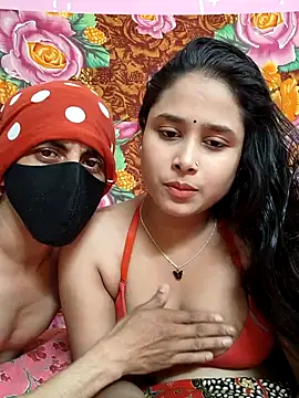 Seducing couple online show from 12-18-25, 09:37