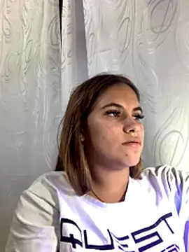 MiiluRosse online show from 11-18-25, 10:47