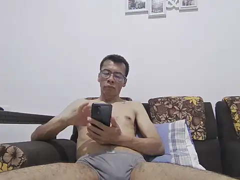 skinnylatino51 online show from 06-27-26, 12:26