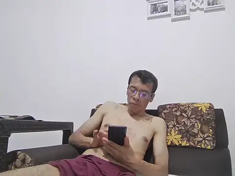 skinnylatino51 online show from 07-20-26, 01:20