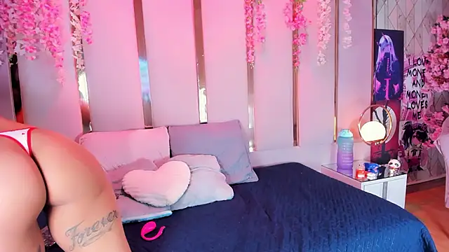 EmmaWilliam1 online show from 03-10-26, 01:54