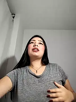 Snapshot of Damii_001 chatting on 09-20-25, 01:50 Damii 001 online show from 09-20-25, 01:50