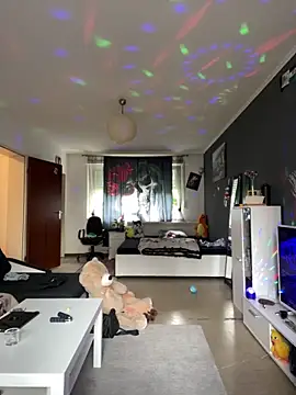 1Richrichard1 online show from 05-13-26, 08:55