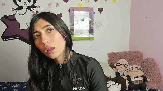 Alanaloiiss  online show from 09-26-25, 01:20