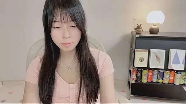 Snapshot of Onechestnut chatting on 05-13-26, 05:05 Onechestnut online show from 05-13-26, 05:05