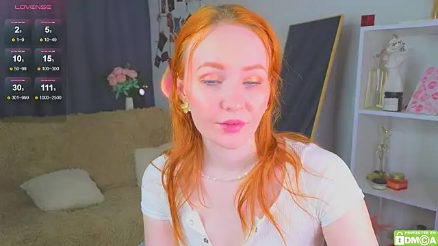 JoyceJones online show from 10-23-25, 07:34