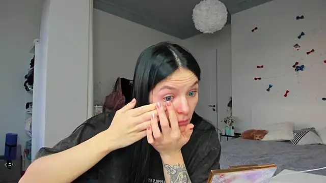 EwelynScott online show from 02-05-26, 02:43