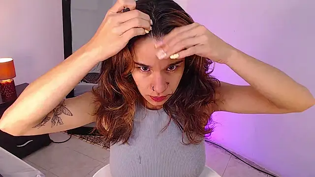 miascarlet 16 online show from 01-13-26, 01:27