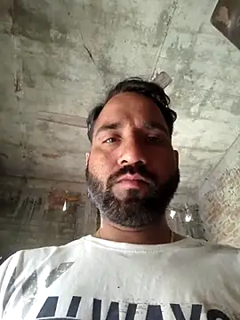 Snapshot of Garammandi011 chatting on 03-28-26, 03:17 Garammandi011 online show from 03-28-26, 03:17