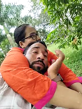 Snapshot of Garammandi011 chatting on 05-19-26, 10:43 Garammandi011 online show from 05-19-26, 10:43