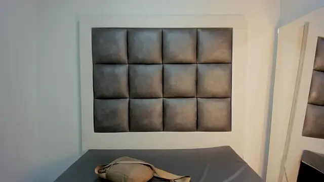 Mia lopez   online show from 09-16-25, 01:01