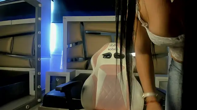 Mia lopez   online show from 12-02-25, 01:05