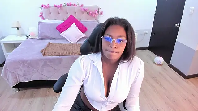 ebony fantasy2 online show from 10-28-25, 12:09