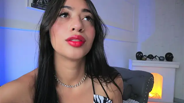 charlotterusso online show from 10-22-25, 02:39