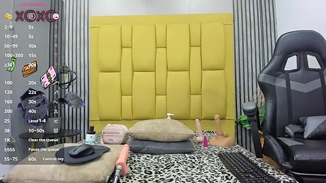 bryonycutee online show from 10-22-25, 12:38