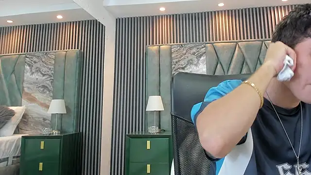 Michael blue online show from 09-24-25, 01:14