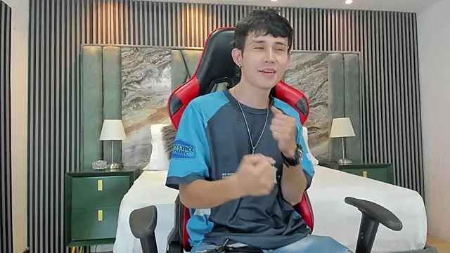 Michael blue online show from 10-03-25, 07:44