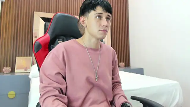 Michael blue online show from 10-11-25, 08:07