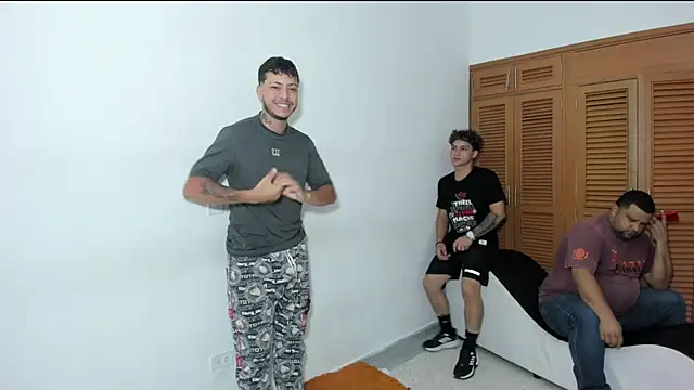 brutal sex room2k online show from 10-16-25, 01:23