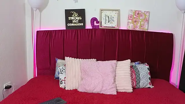 cuteeimy online show from 06-02-26, 07:16
