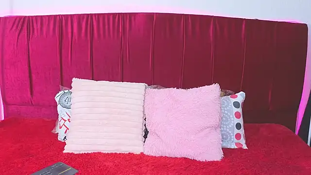 cuteeimy online show from 07-24-26, 05:22