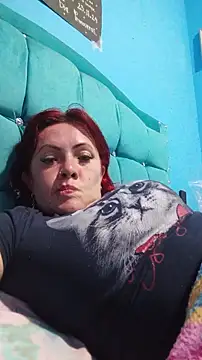 carolinhe  online show from 12-01-25, 10:15