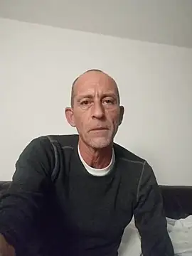 we are fucking serious online show from 11-05-25, 02:33