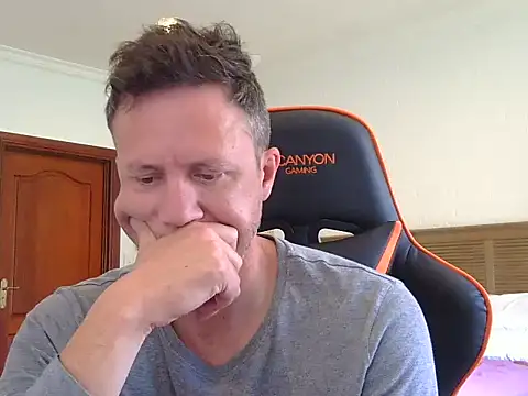 TroyDieselXXX online show from 11-22-25, 05:39