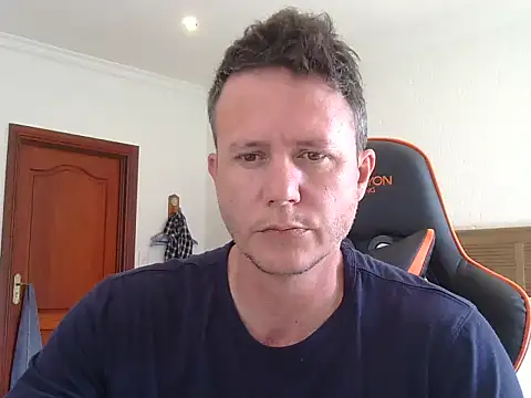 TroyDieselXXX online show from 04-15-26, 07:48