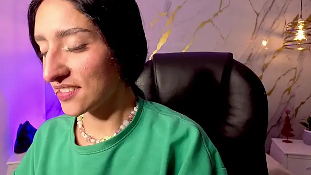 Scaarlettfox online show from 02-17-26, 07:20