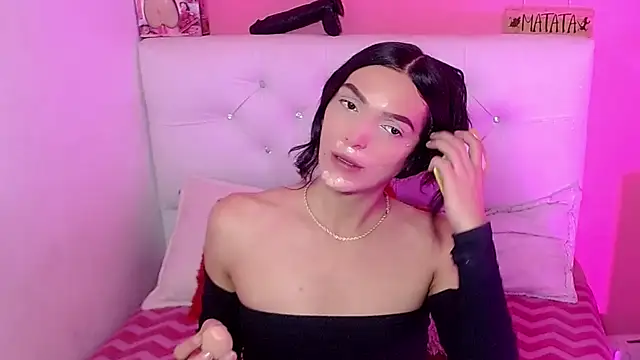 Snapshot of x_isabella_x chatting on 05-05-26, 03:36 x isabella x online show from 05-05-26, 03:36