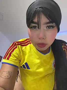 Snapshot of lucialauper_ chatting on 07-08-26, 02:49 lucialauper online show from 07-08-26, 02:49