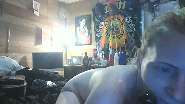 Snapshot of SalutedTeaching chatting on 11-11-25, 05:02 SalutedTeaching online show from 11-11-25, 05:02