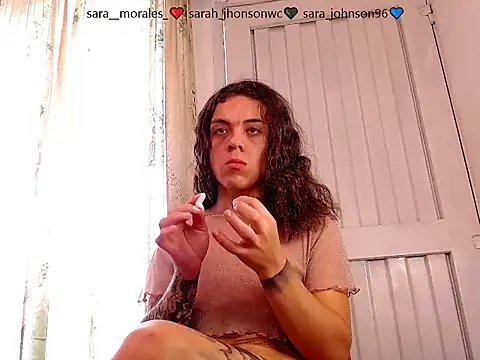 saara johnson496 online show from 12-04-25, 01:42