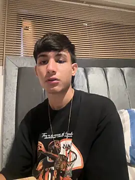 Snapshot of cody_fox10 chatting on 10-02-25, 06:04 cody fox10 online show from 10-02-25, 06:04