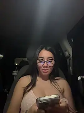 Michelle Zoe online show from 06-11-26, 01:05